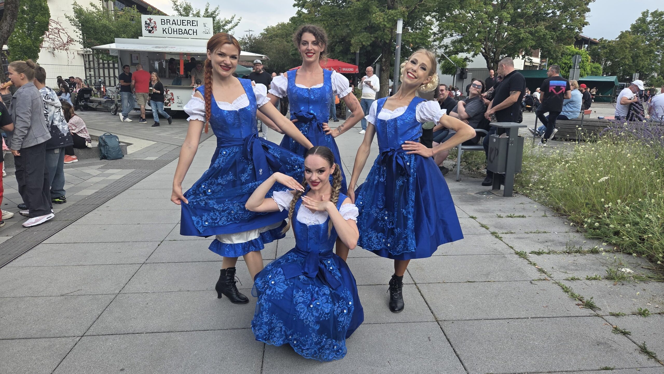 OKTOBERFEST SHOW