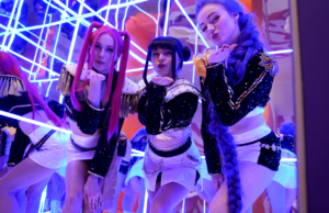 kpop show dla dzieci demon hunters występ sceniczny